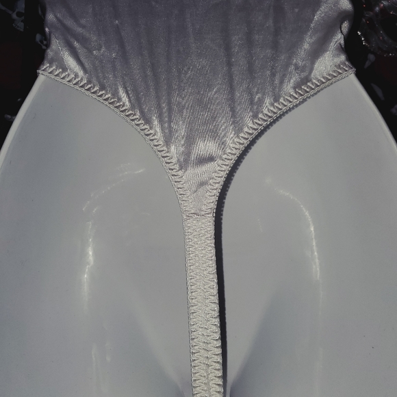 ❤VNTG EUC VS Whitw Lace & Satin Bodysuit/Bustier Extreme Pushup 36D❤ - Picture 11 of 16